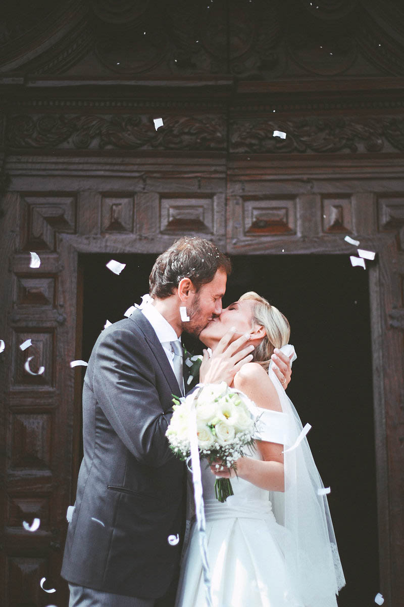 Ivory-and-White-Italian-Wedding-at-Vigna-Chinet (14 of 28)