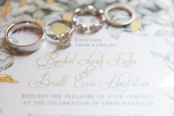 elegant wedding at Studio450 in New York, photo by Karen Hill Photography | via junebugweddings.com elegant wedding at Studio450 in New York, photo by Karen Hill Photography | via junebugweddings.com