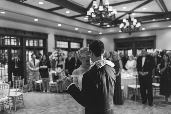 romantic country club reception, photo by Clay Austin Photography | via junebugweddings.com romantic country club reception, photo by Clay Austin Photography | via junebugweddings.com