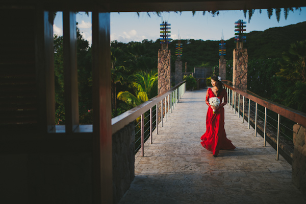 stylish and scenic destination wedding in St. Lucia, photo by C&I Studios | via junebugweddings.com stylish and scenic destination wedding in St. Lucia, photo by C&I Studios | via junebugweddings.com