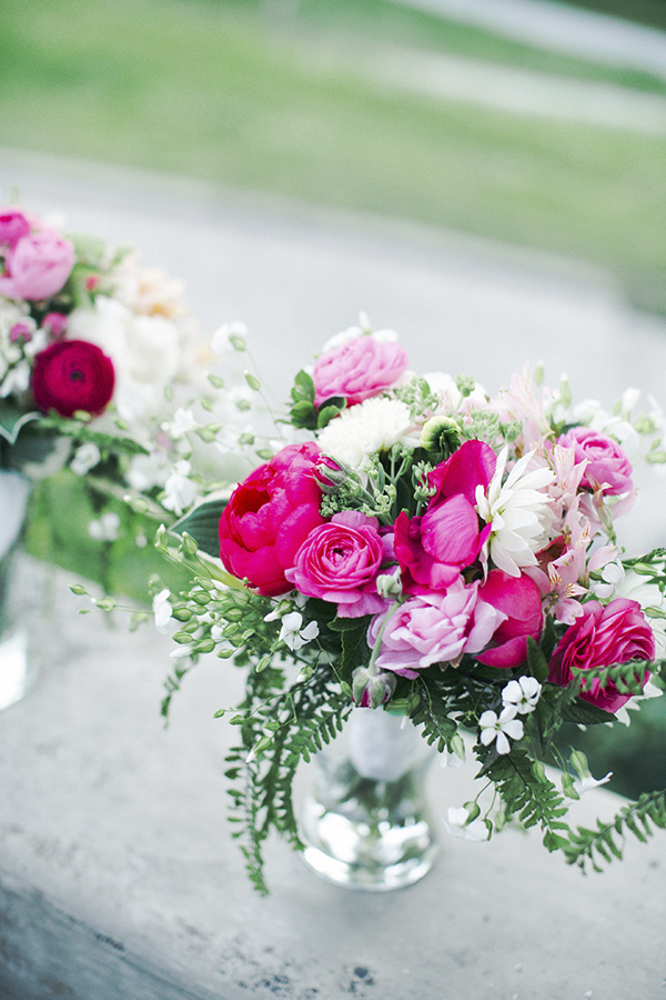rustic wedding at Woodstock Farm in Bellingham, Washington, photos by Michel M. Waite Photography | via junebugweddings.com rustic wedding at Woodstock Farm in Bellingham, Washington, photos by Michel M. Waite Photography | via junebugweddings.com