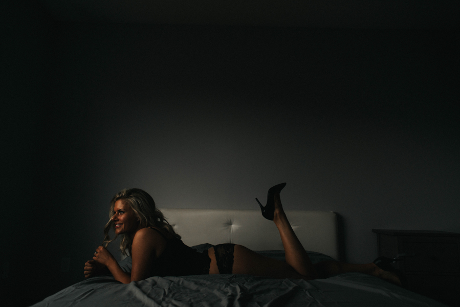 intimate-calgary-boudoir-session-at-home-18