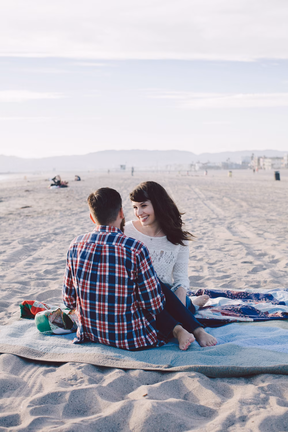Cozy-Beach-Engagement-4