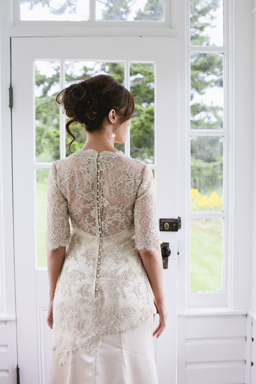 Washington wedding at Fort Warden State Park in Port Townsend, photo by Lindsay Borden Photography via JunebugWeddings.com Washington wedding at Fort Warden State Park in Port Townsend, photo by Lindsay Borden Photography via JunebugWeddings.com