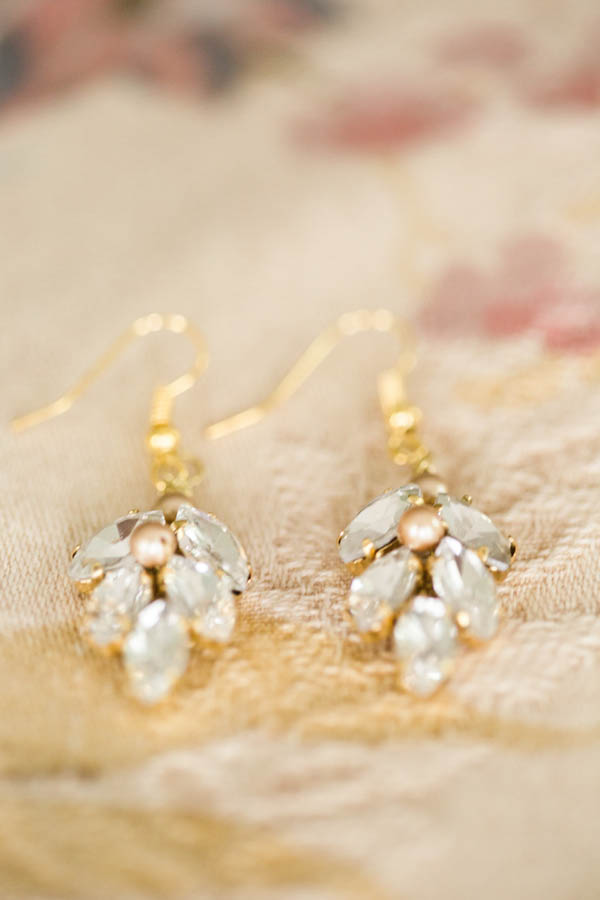 Laid-Back-Annapolis-Wedding-That-Doesn't-Skimp-Pretty-2