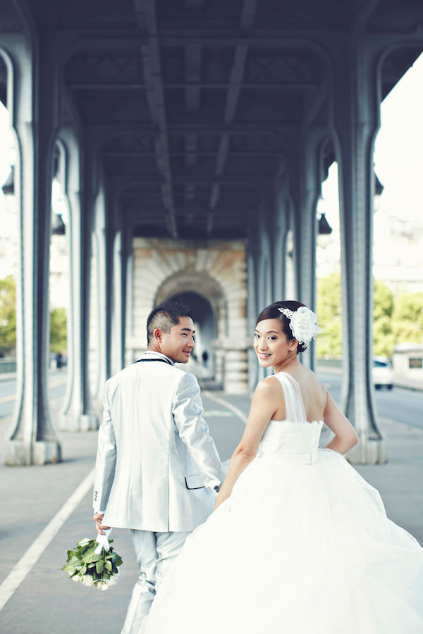Paris destination wedding at the Westin Vendome, photo from The Mou Studio | via junebugweddings.com (22)