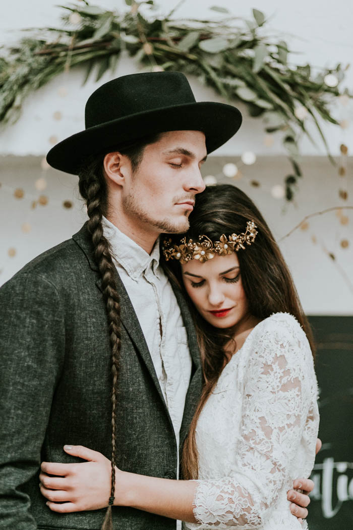 intimate-edgy-winter-wedding-inspiration-kathrin-krok-fotografie-60