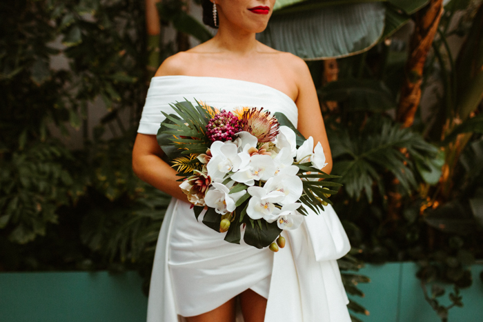 8 Tropical Wedding Ideas | Junebug Weddings