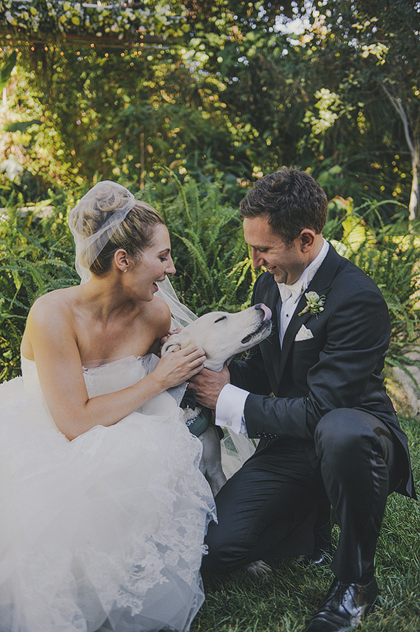 organic outdoor summer wedding at Holly Farm - photo by Lisa Lefringhouse Photography | via junebugweddings.com organic outdoor summer wedding at Holly Farm - photo by Lisa Lefringhouse Photography | via junebugweddings.com