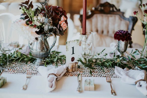 This-Kildara-Farms-Wedding-is-Full-of-Antique-European-Details-Rivkah-Photography-7-600x400