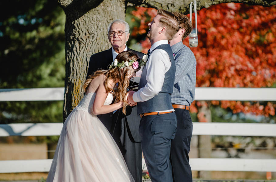 Bohemian-Iowa-Wedding-at-The-Rustic-Rose-Barn-Amanda-Basteen-32
