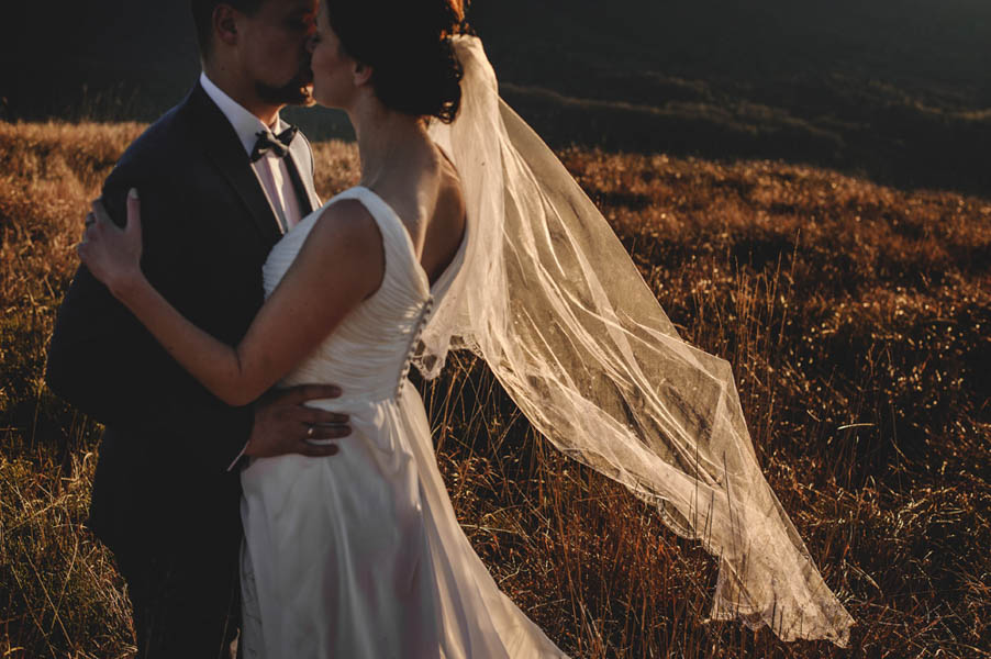 Golden-Post-Wedding-Shoot-in-the-Bieszczady-Mountains-Lmfoto (13 of 34)