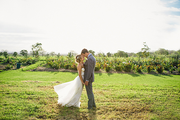 charming Australia wedding with gorgeous wedding party style, photo by Hannah Blackmore Photography | via junebugweddings.com charming Australia wedding with gorgeous wedding party style, photo by Hannah Blackmore Photography | via junebugweddings.com