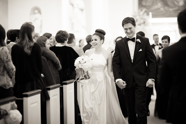 black, white, gold and silver New Year's Eve wedding, photos by Asya Photography | via junebugweddings.com black, white, gold and silver New Year's Eve wedding, photos by Asya Photography | via junebugweddings.com