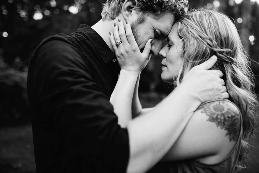 Golden-Hour-Couple-Session-Pennsylvania-With-Love-and-Embers (18 of 22)