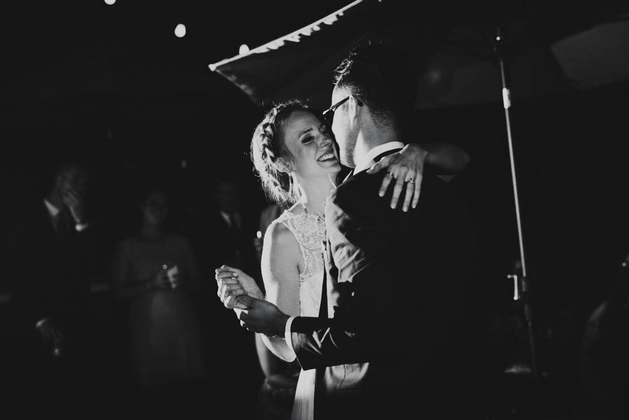 intimate-chicago-rooftop-wedding-at-little-goat-diner-28