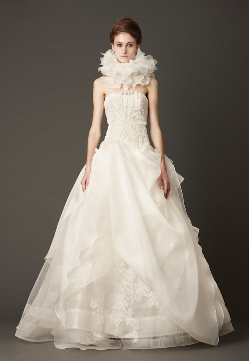 Vera Wang Fall 2013 Wedding Dress Collection | junebugweddings.com Vera Wang Fall 2013 Wedding Dress Collection | junebugweddings.com