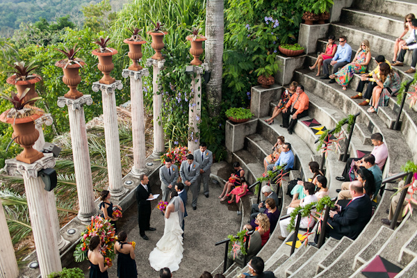 tropical Costa Rica destination wedding with photography by A Brit & A Blonde | junebugweddings.com tropical Costa Rica destination wedding with photography by A Brit & A Blonde | junebugweddings.com