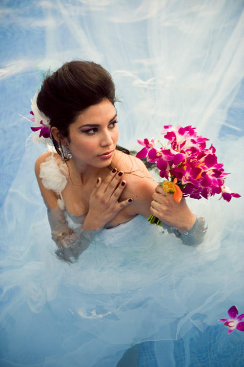modern tropical wedding floral and fashion design photo shoot from Jubilee Events, photos by Carla Ten Eyck modern tropical wedding floral and fashion design photo shoot from Jubilee Events, photos by Carla Ten Eyck