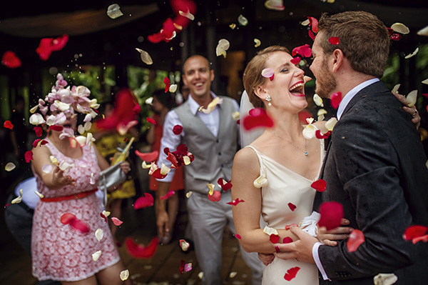 intimate destination wedding in Costa Rica, photos by Davina and Daniel | via junebugweddings.com intimate destination wedding in Costa Rica, photos by Davina and Daniel | via junebugweddings.com