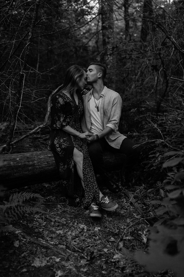 this-epic-blue-ridge-parkway-engagement-will-take-your-breath-away-7