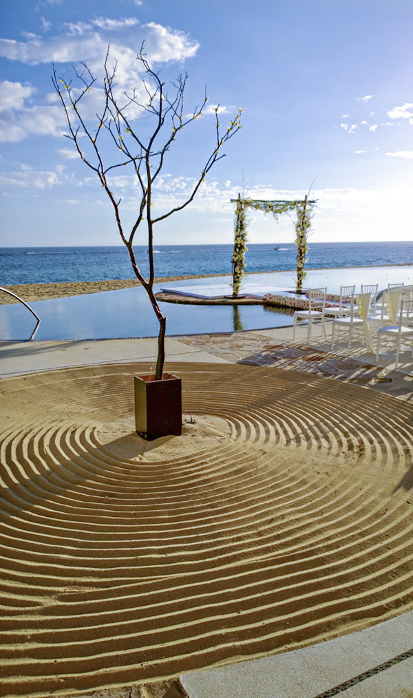 wedding shot by cell phone Nokia Lumia 1020 by Joy Marie Photography at Capella Resort, California | via junebugweddings.com wedding shot by cell phone Nokia Lumia 1020 by Joy Marie Photography at Capella Resort, California | via junebugweddings.com