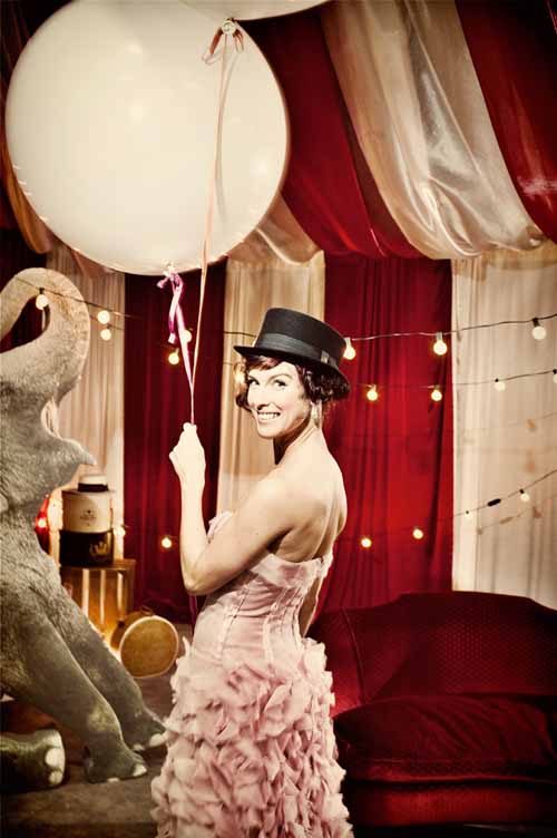 vintage circus wedding inspiration from Get Hitched Give Hope - photos by Laurel McConnell via junebugweddings.com vintage circus wedding inspiration from Get Hitched Give Hope - photos by Laurel McConnell via junebugweddings.com