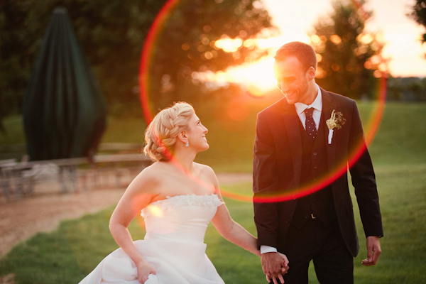 classic Oscar De La Renta bridal style with photos by Katherine Salvatori Photography | via junebugweddings.com classic Oscar De La Renta bridal style with photos by Katherine Salvatori Photography | via junebugweddings.com