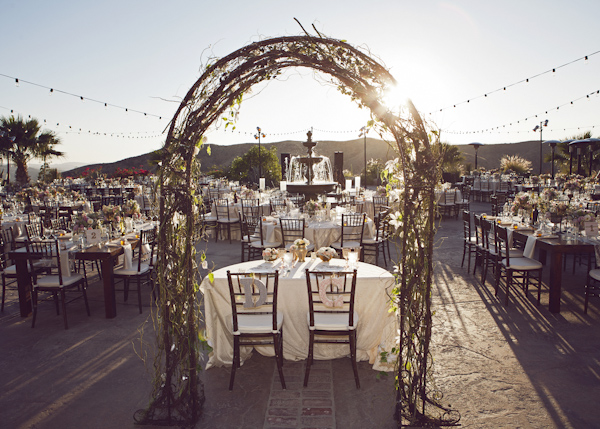 blush, ivory and pink wedding at Hummingbird Nest Ranch, California - Photo by Duke Photography | via junebugweddings.com blush, ivory and pink wedding at Hummingbird Nest Ranch, California - Photo by Duke Photography | via junebugweddings.com
