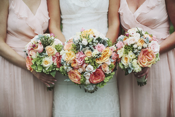 rustic and stylish wedding at Saskatoon Farm in Calgary, Alberta - Rowan Jane Photography | via junebugweddings.com rustic and stylish wedding at Saskatoon Farm in Calgary, Alberta - Rowan Jane Photography | via junebugweddings.com
