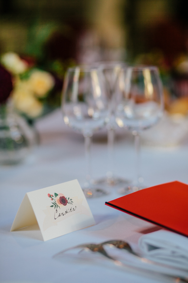 intimate destination wedding in Paris, photo by Ophelia and Romeo Photographers | via junebugweddings.com intimate destination wedding in Paris, photo by Ophelia and Romeo Photographers | via junebugweddings.com