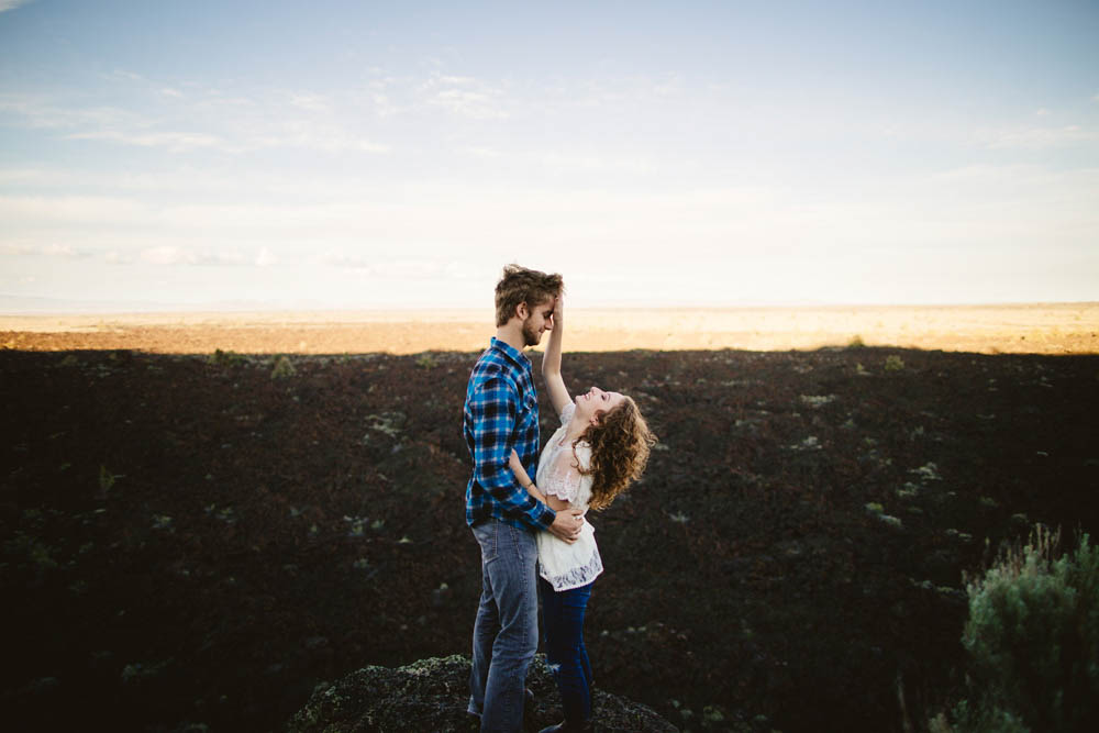 Sentimental-Anniversary-Session-in-Lava-Beds-National-Park-Chutikorn-Photography (1 of 27)