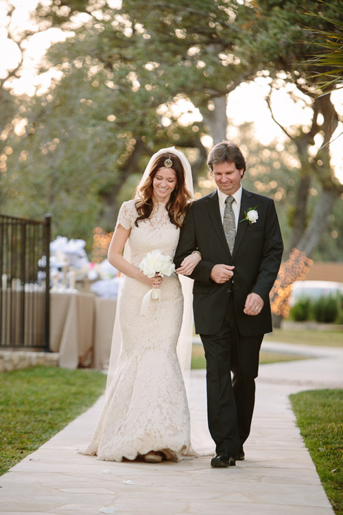 rustic wedding in Austin, Texas at the Memory Lane Event Center, photos by Caroline + Ben Photography | via junebugweddings.com rustic wedding in Austin, Texas at the Memory Lane Event Center, photos by Caroline + Ben Photography | via junebugweddings.com