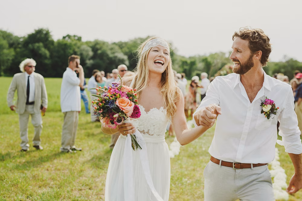 Bohemian-Backyard-Wedding-17