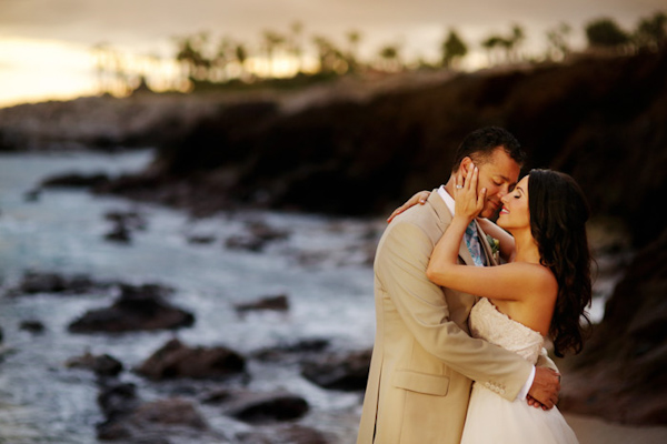 destination wedding in Cabo with photos by Chris + Lynn Photographers | via junebugweddings.com destination wedding in Cabo with photos by Chris + Lynn Photographers | via junebugweddings.com