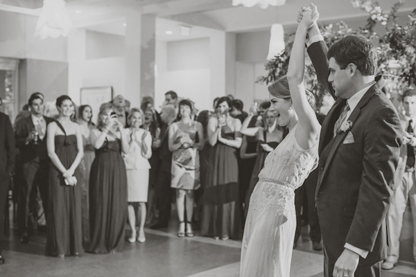 elegant garden wedding at Atlanta Botanical Garden in Atlanta, Georgia, photos by Atlanta wedding photographer Vue Photography | via junebugweddings.com elegant garden wedding at Atlanta Botanical Garden in Atlanta, Georgia, photos by Atlanta wedding photographer Vue Photography | via junebugweddings.com