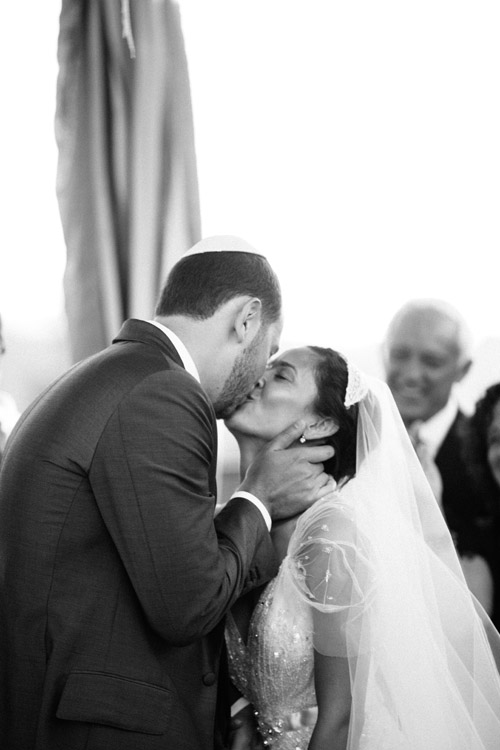 bohemian, exotic wedding at Ojai Valley Inn & Spa from Kristin Banta Events. Photos by Della Chen Photography | via junebugweddings.com bohemian, exotic wedding at Ojai Valley Inn & Spa from Kristin Banta Events. Photos by Della Chen Photography | via junebugweddings.com