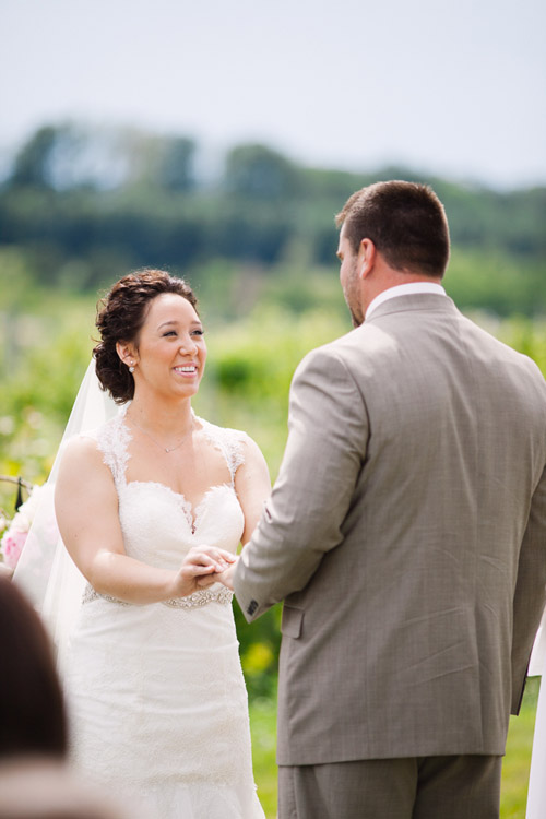 vintage metallic vineyard wedding in Michigan, photo by Dan Stewart Photography | via junebugweddings.com vintage metallic vineyard wedding in Michigan, photo by Dan Stewart Photography | via junebugweddings.com