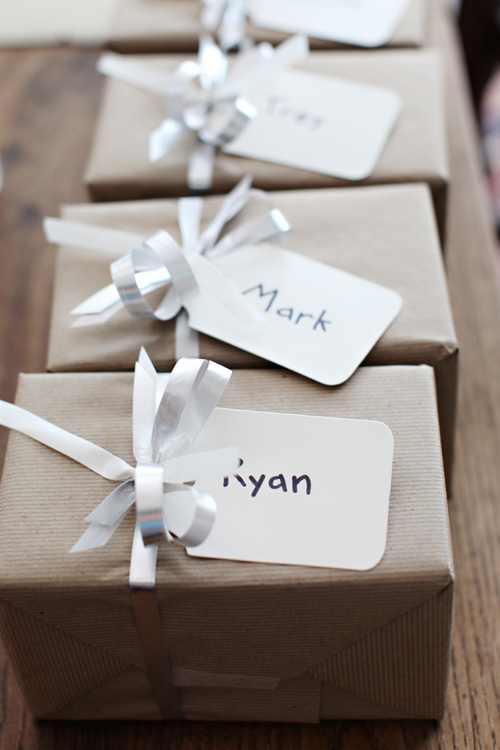 Grey and cream seaside wedding in Newport News, VA, photos by Whitebox Weddings via junebugweddings.com Grey and cream seaside wedding in Newport News, VA, photos by Whitebox Weddings via junebugweddings.com