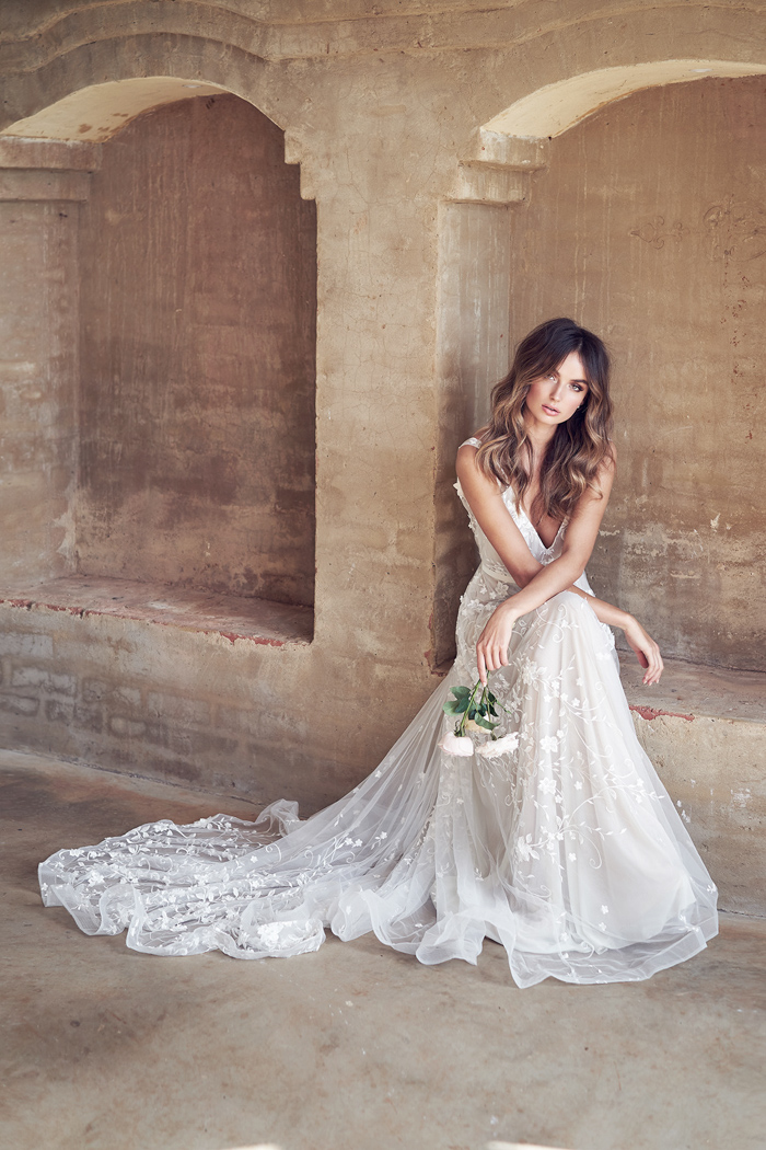 Quiz: Which Wedding Dress Style From Anna Campbell's Wanderlust Collection  Best Fits Your Personal Style? | Junebug Weddings