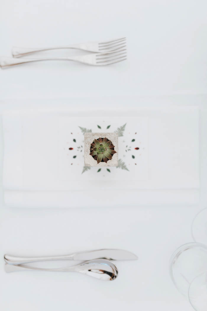 minimalist-botanical-wedding-in-a-london-backyard-miss-gen-photography-44