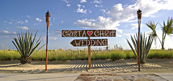 wedding shot by cell phone Nokia Lumia 1020 by Joy Marie Photography at Capella Resort, California | via junebugweddings.com wedding shot by cell phone Nokia Lumia 1020 by Joy Marie Photography at Capella Resort, California | via junebugweddings.com