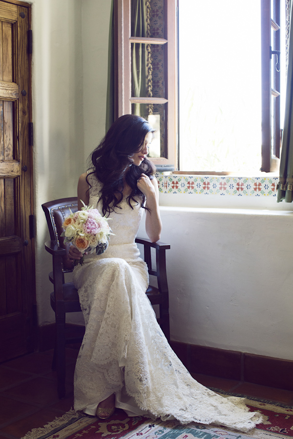 blush, ivory and pink wedding at Hummingbird Nest Ranch, California - Photo by Duke Photography | via junebugweddings.com blush, ivory and pink wedding at Hummingbird Nest Ranch, California - Photo by Duke Photography | via junebugweddings.com