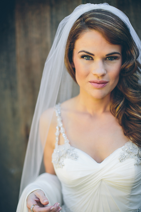 romantic old hollywood inspired bridal style, photo by Geoff Johnson | via junebugweddings.com romantic old hollywood inspired bridal style, photo by Geoff Johnson | via junebugweddings.com
