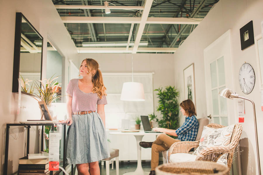 these-ikea-engagement-photos-are-as-sweet-as-they-are-unique-14
