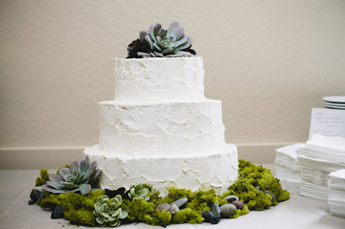 Washington wedding at Fort Warden State Park in Port Townsend, photo by Lindsay Borden Photography via JunebugWeddings.com Washington wedding at Fort Warden State Park in Port Townsend, photo by Lindsay Borden Photography via JunebugWeddings.com