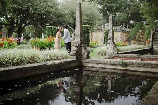 vintage wedding at Vizcaya Museum and Gardens, Florida, photo by Maloman Studios | via junebugweddings.com vintage wedding at Vizcaya Museum and Gardens, Florida, photo by Maloman Studios | via junebugweddings.com