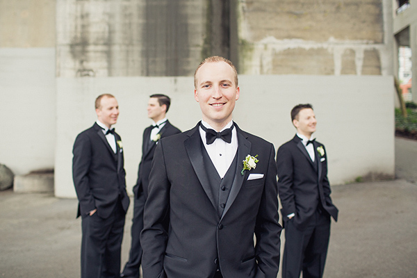 how to achieve a timeless classic bridal party look with photos by Sachin Khona | via junebugweddings.com how to achieve a timeless classic bridal party look with photos by Sachin Khona | via junebugweddings.com