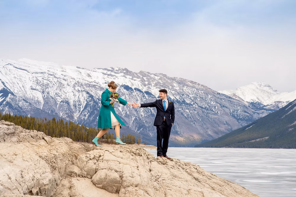 Quirky-Retro-Banff-Wedding (16 of 24)