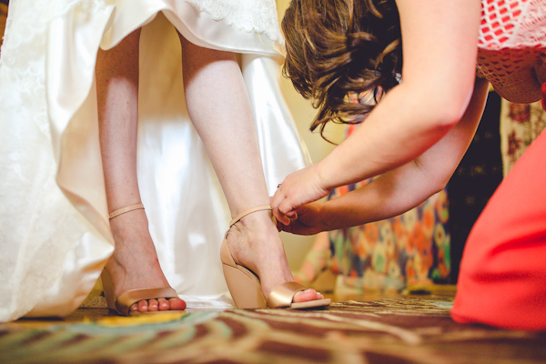 southwest bohemian wedding in Lubbock, Texas, photo by Geoff Duncan | via junebugweddings.com southwest bohemian wedding in Lubbock, Texas, photo by Geoff Duncan | via junebugweddings.com